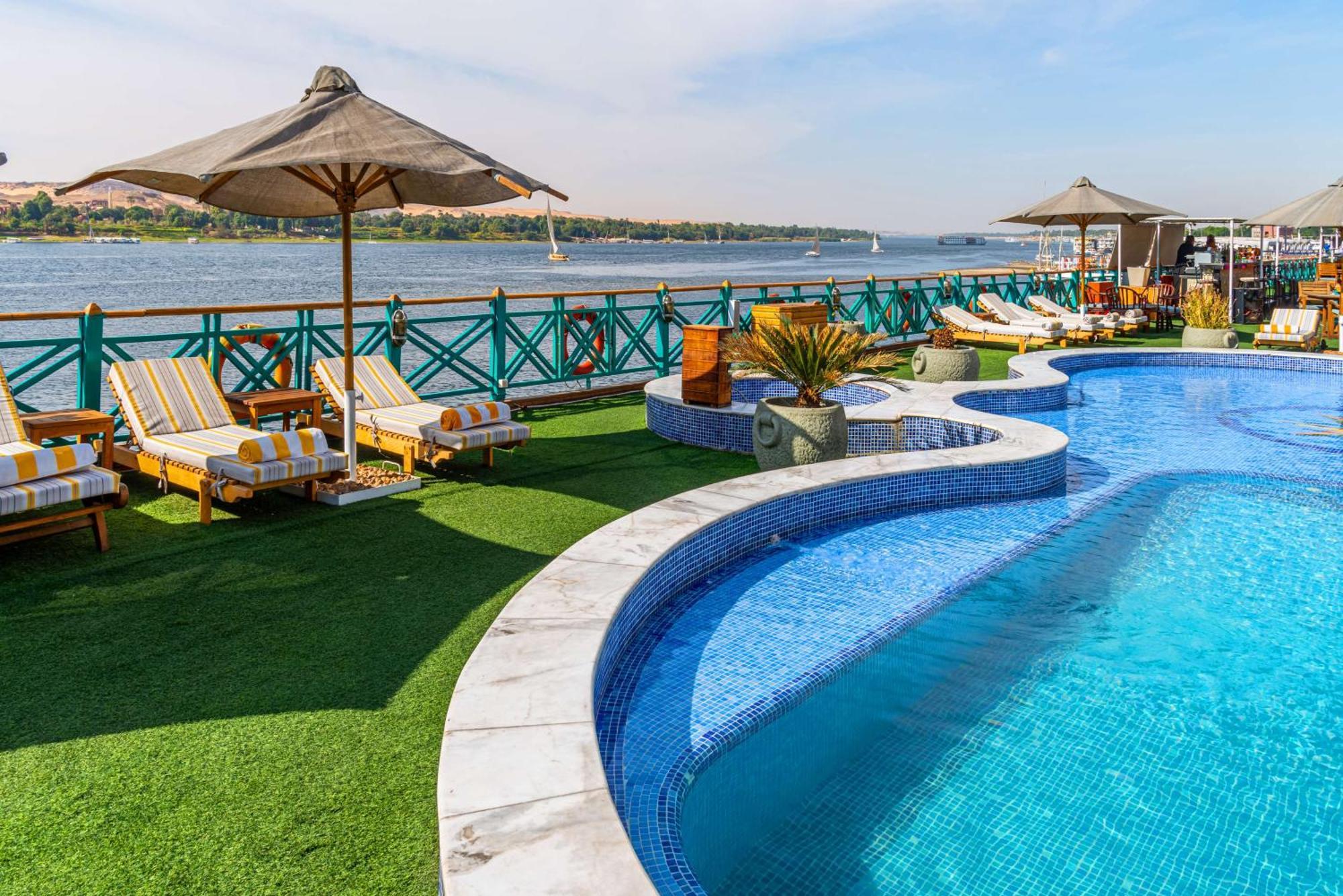 Sonesta Moon Goddess Cruise - From Aswan To Luxor - 03 & 07 Nights Every Friday Otel Dış mekan fotoğraf