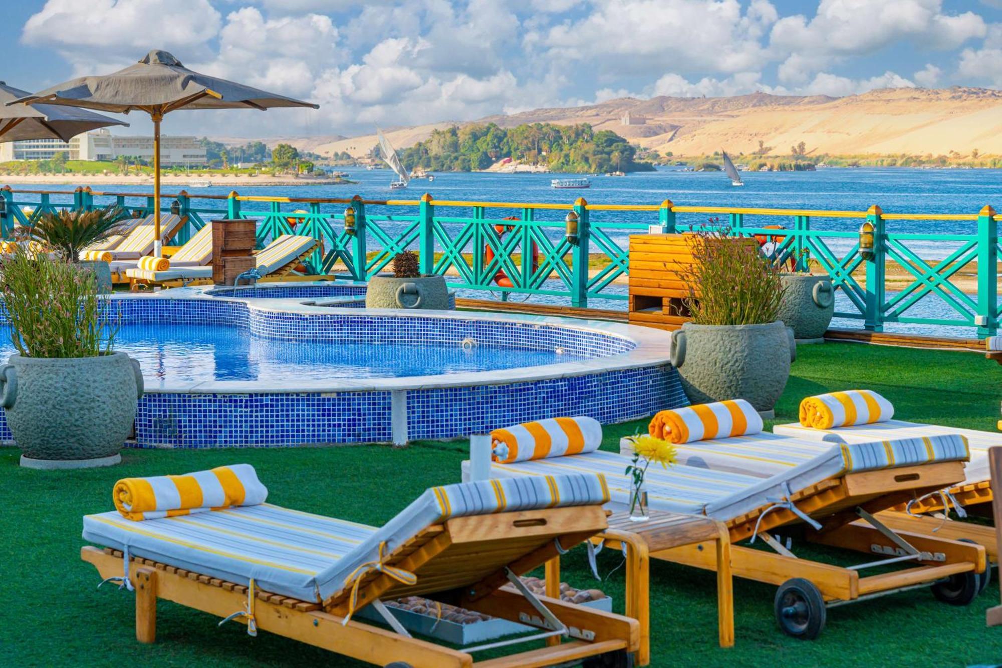 Sonesta Moon Goddess Cruise - From Aswan To Luxor - 03 & 07 Nights Every Friday Otel Dış mekan fotoğraf