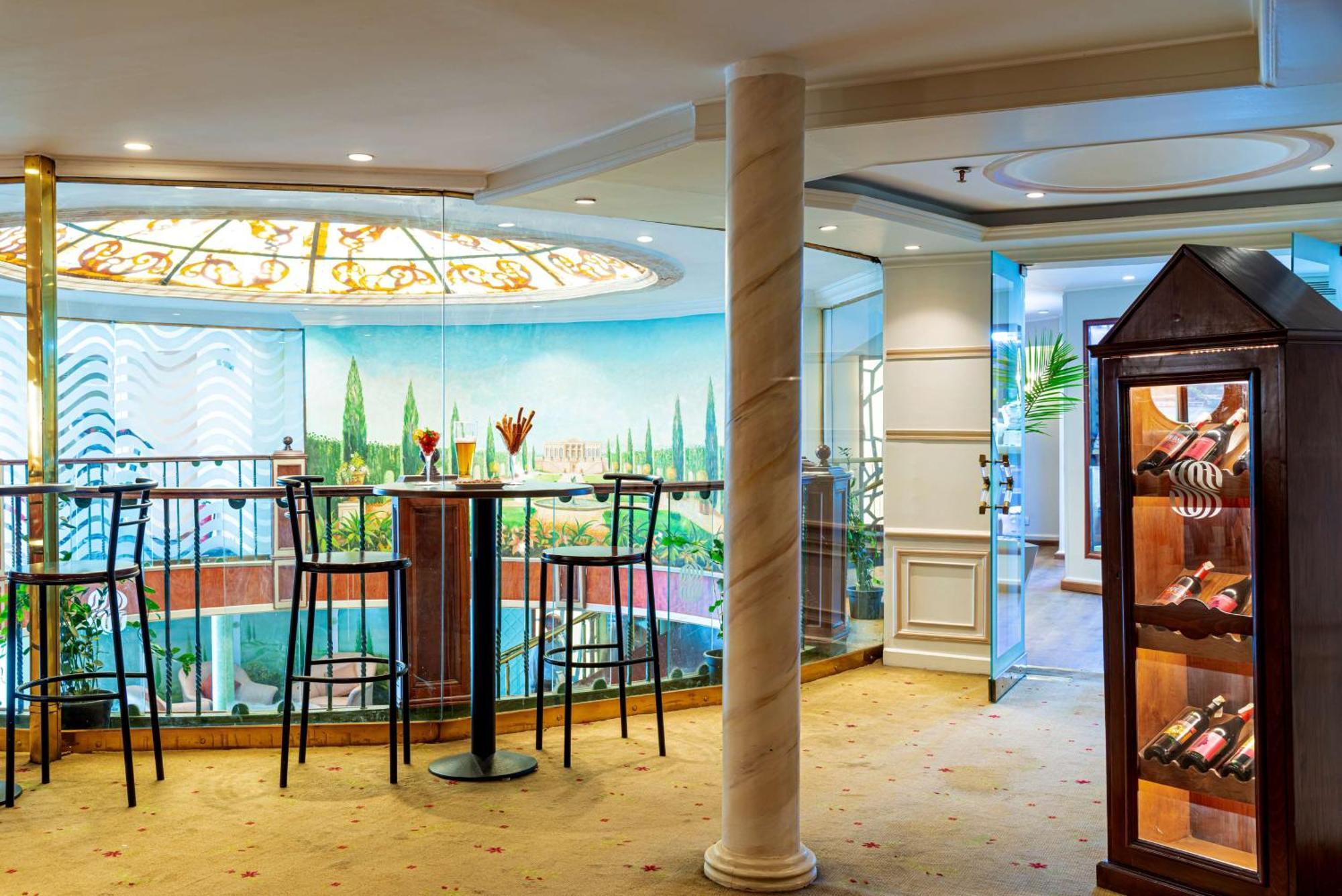 Sonesta Moon Goddess Cruise - From Aswan To Luxor - 03 & 07 Nights Every Friday Otel Dış mekan fotoğraf