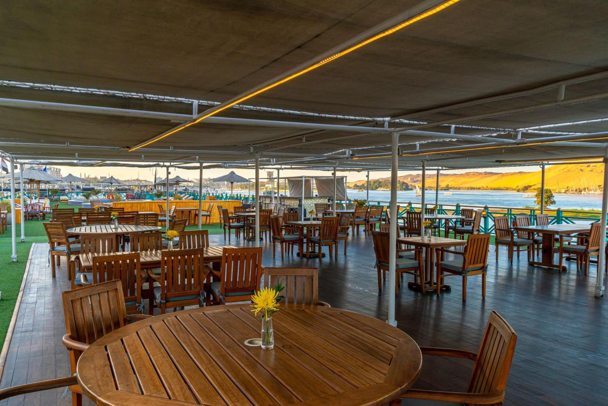 Sonesta Moon Goddess Cruise - From Aswan To Luxor - 03 & 07 Nights Every Friday Otel Dış mekan fotoğraf